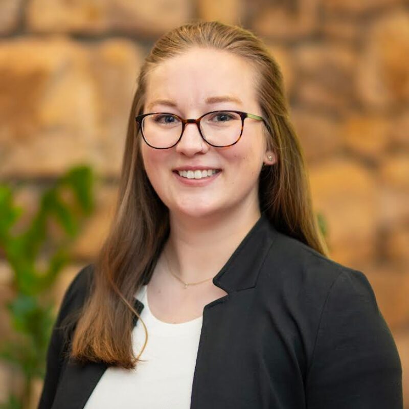 Madi-Guthrie-ALLCHOICE-Insurance-headshot